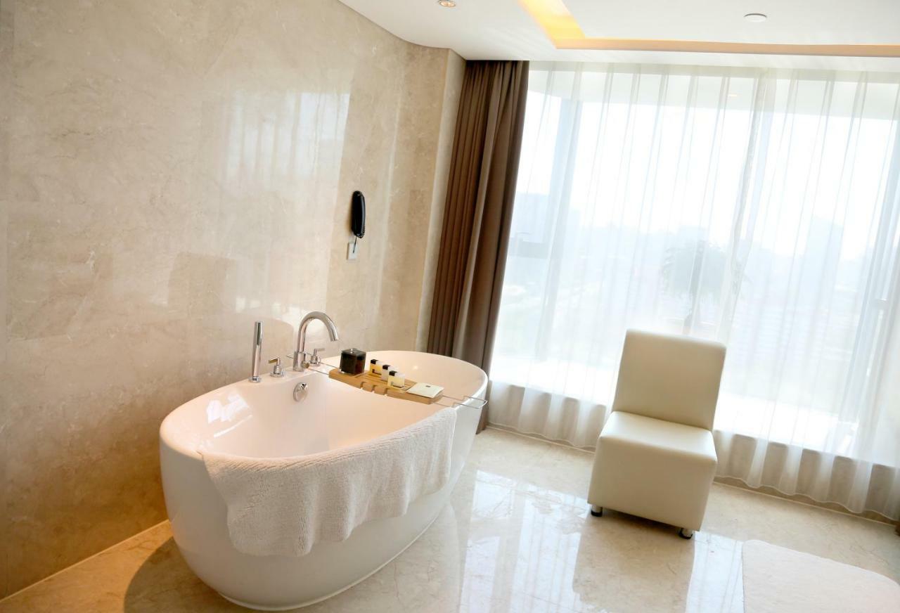 Grand Metropark Hotel Beijing Exterior foto